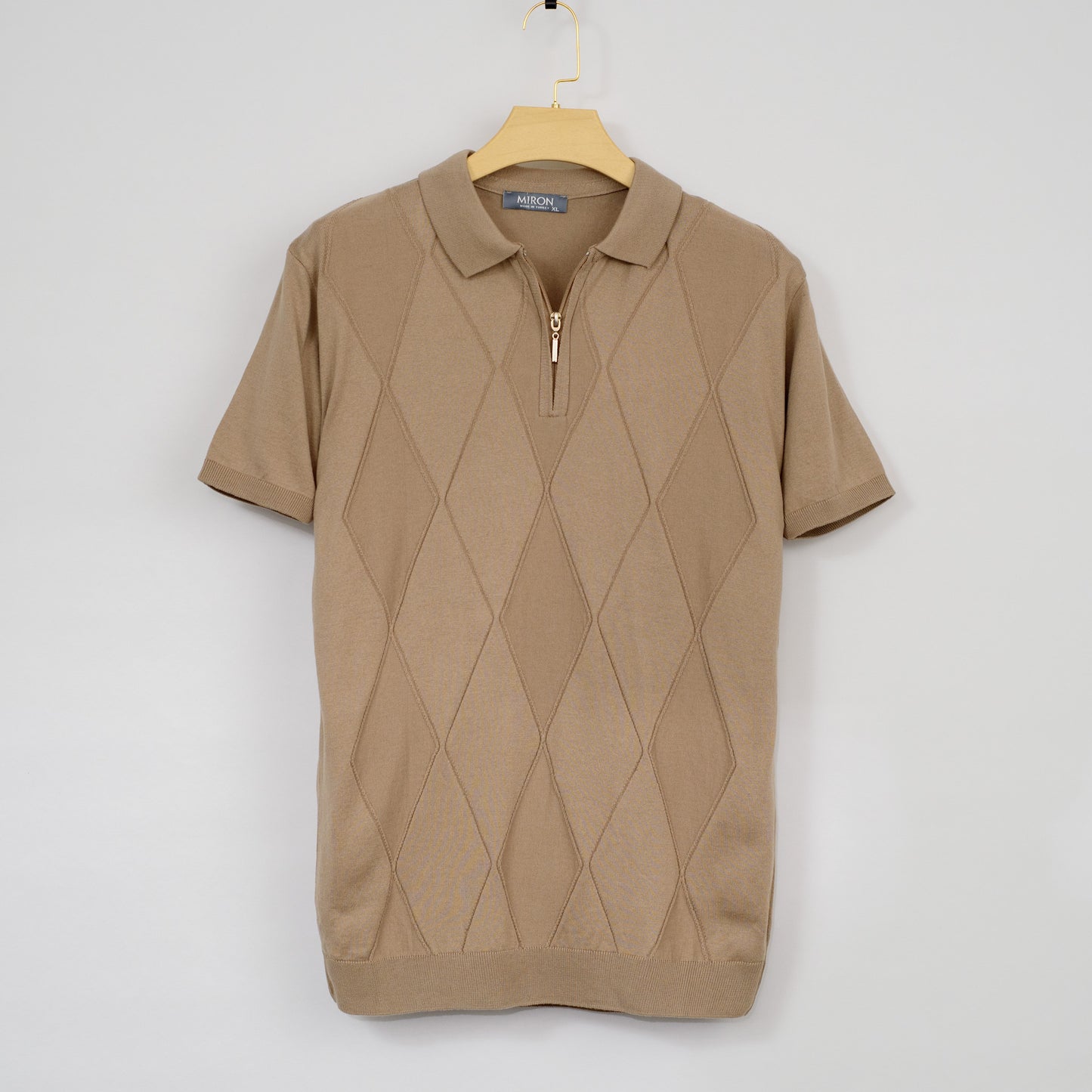 Men Solid Colour Knit Polo Shirts