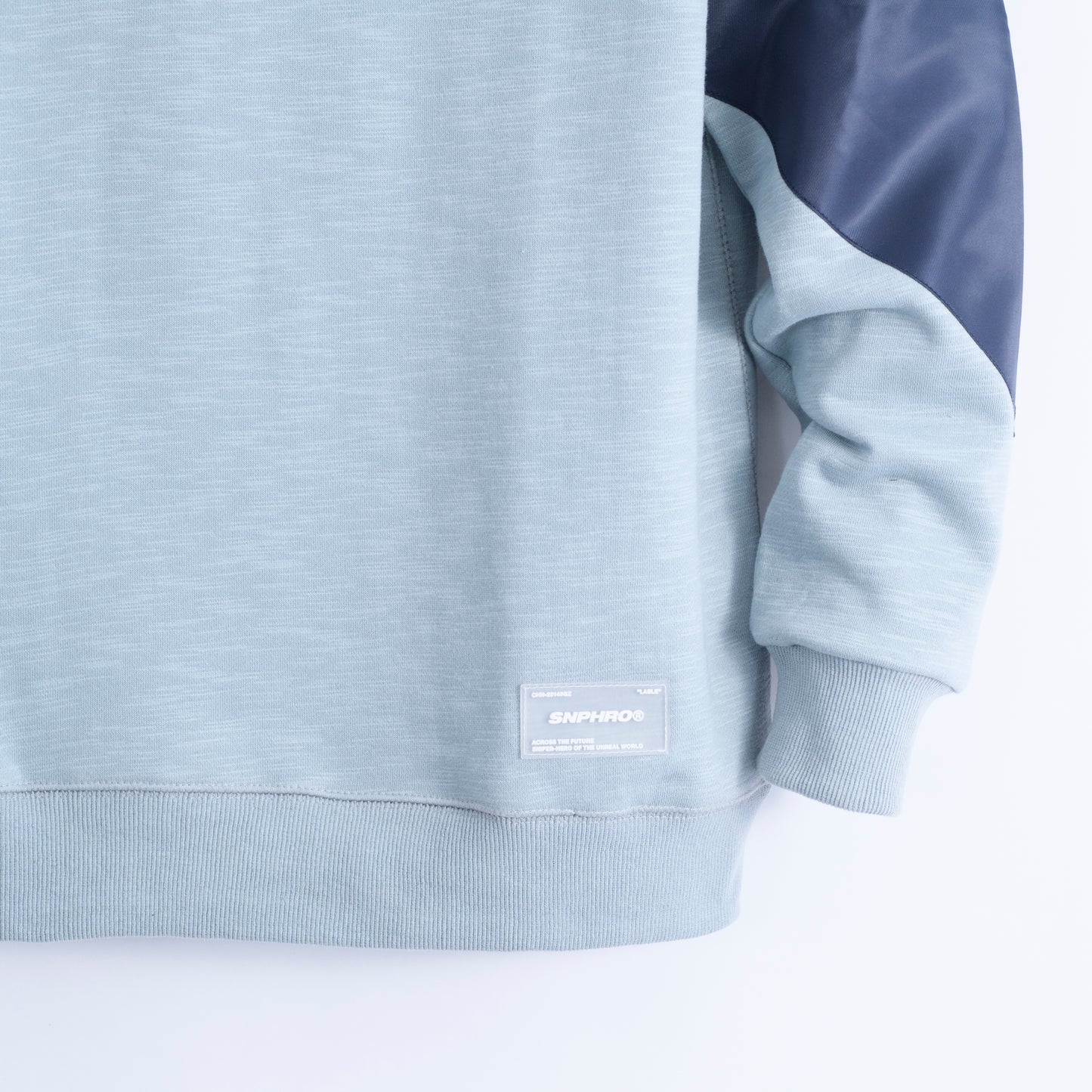 Men’s Crew Neck Solid Color Zip Pocket Sweatshirt.