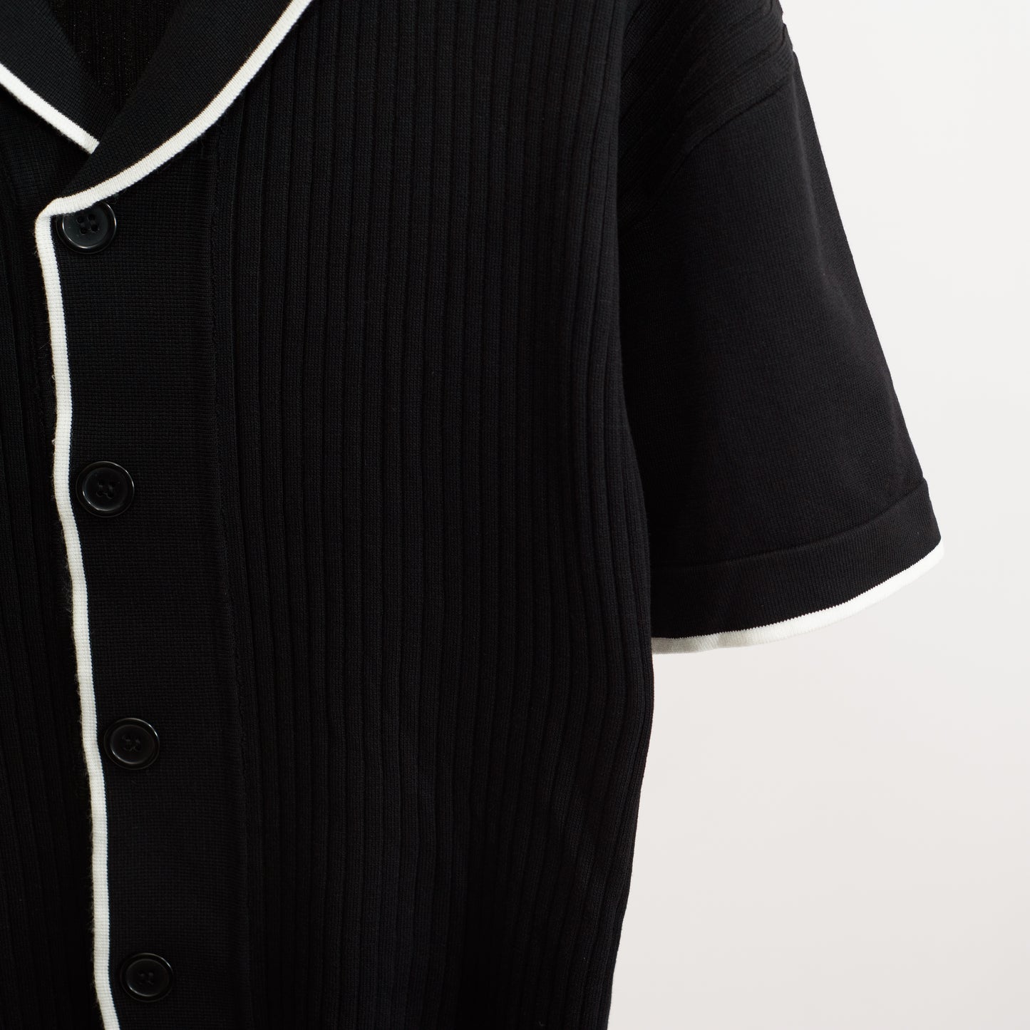 Men Knitted Button Up Shirt/ Short