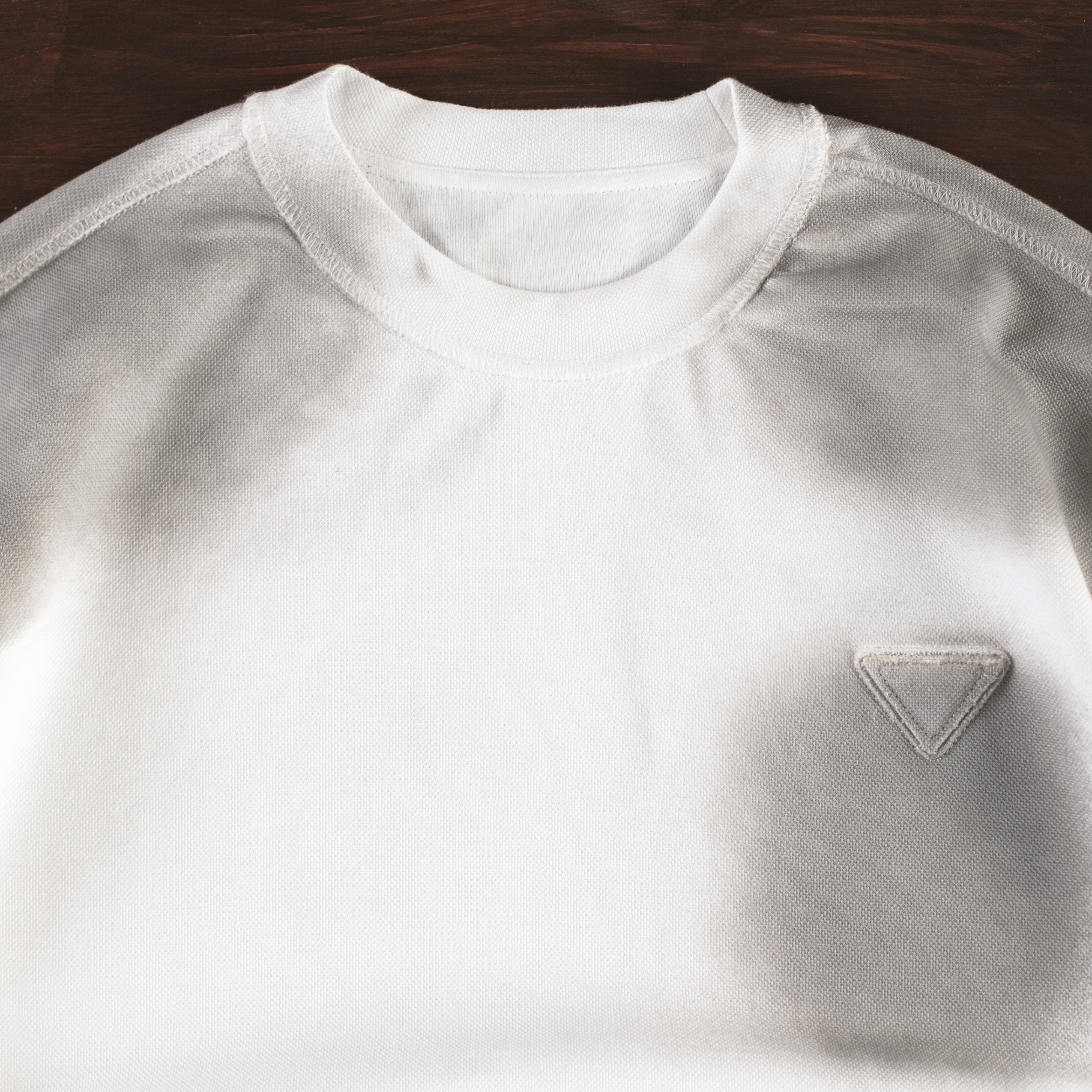 shadow-fade-minimal-boxy-tee