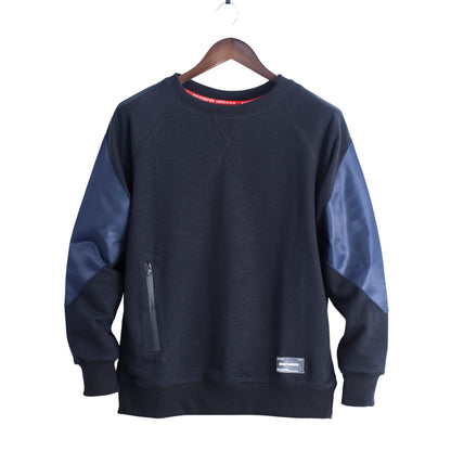 Men’s Crew Neck Solid Color Zip Pocket Sweatshirt.