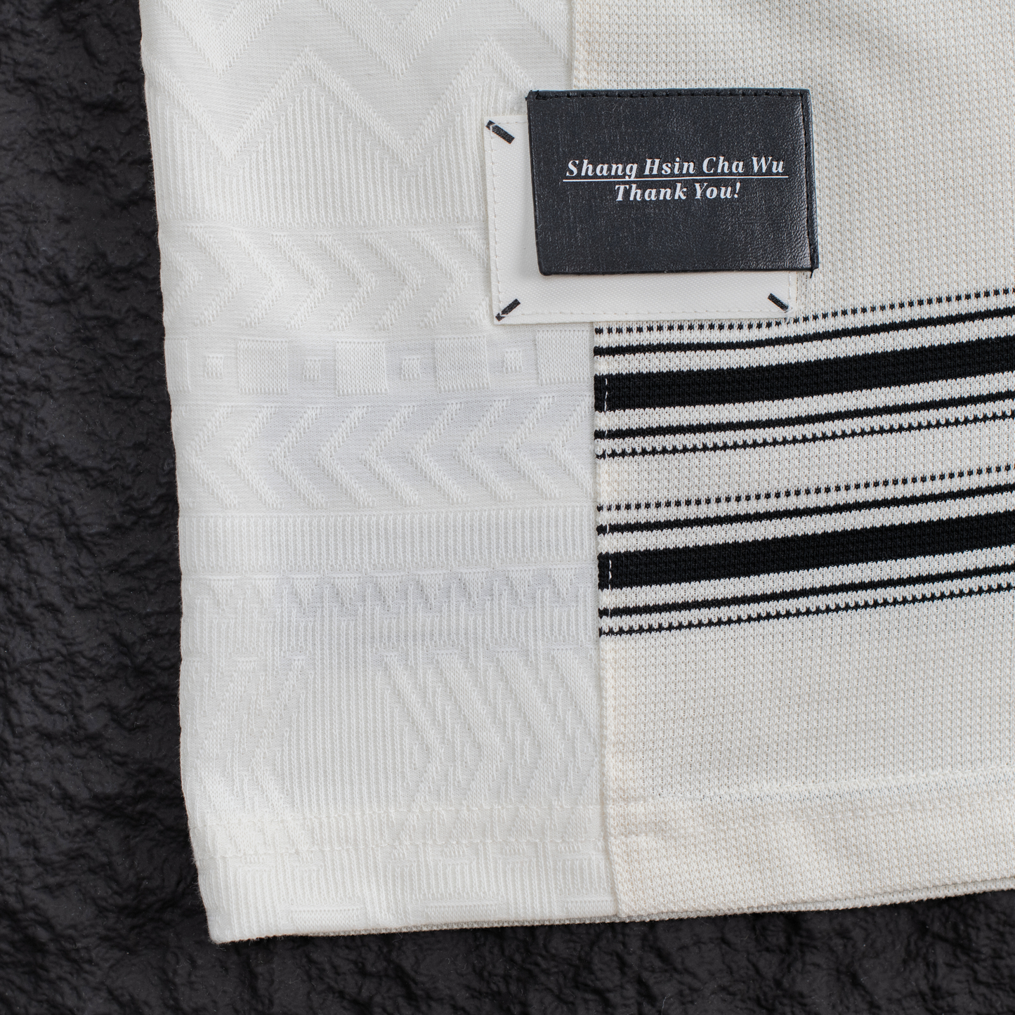 Linear Drift Textured Stripe T-shirt