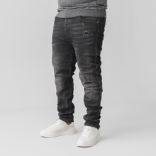 Load image into Gallery viewer, Gee2 Island Black Distressed Denim
