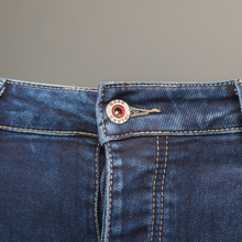 Load image into Gallery viewer, Gee2 Island FS06-2 Distressed Denim Jeans
