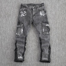 Load image into Gallery viewer, Black Acid Wash Cargo Jeans
