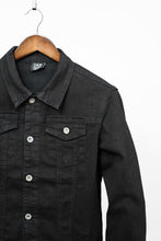 Load image into Gallery viewer, Men Solid Black Denim Jacket
