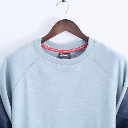 Men’s Crew Neck Solid Color Zip Pocket Sweatshirt.