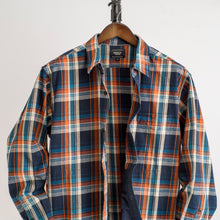 Load image into Gallery viewer, Men&#39;s Scotch Plaid Flannel Shirt
