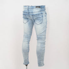 Load image into Gallery viewer, Men’s Distressed Ripped Washed Blue
